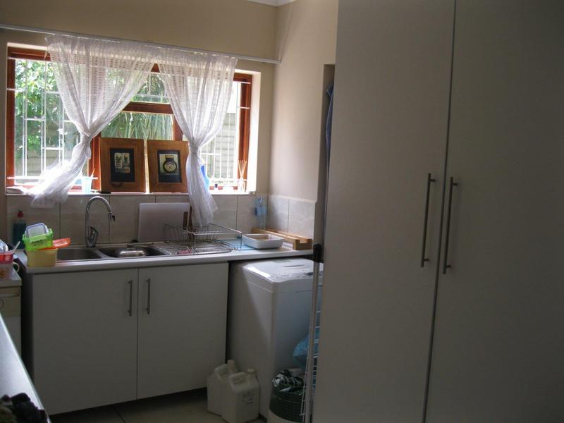 3 Bedroom Property for Sale in Denneoord Western Cape